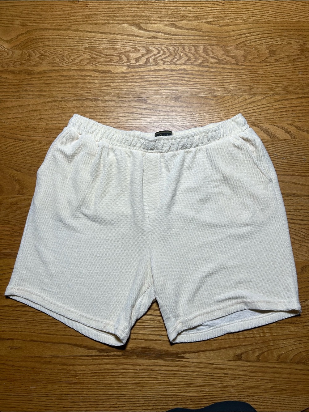 Men’s Massive Luxury Edition Shorts Cream Size XL
